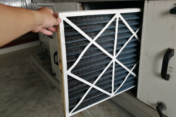 Air filter change